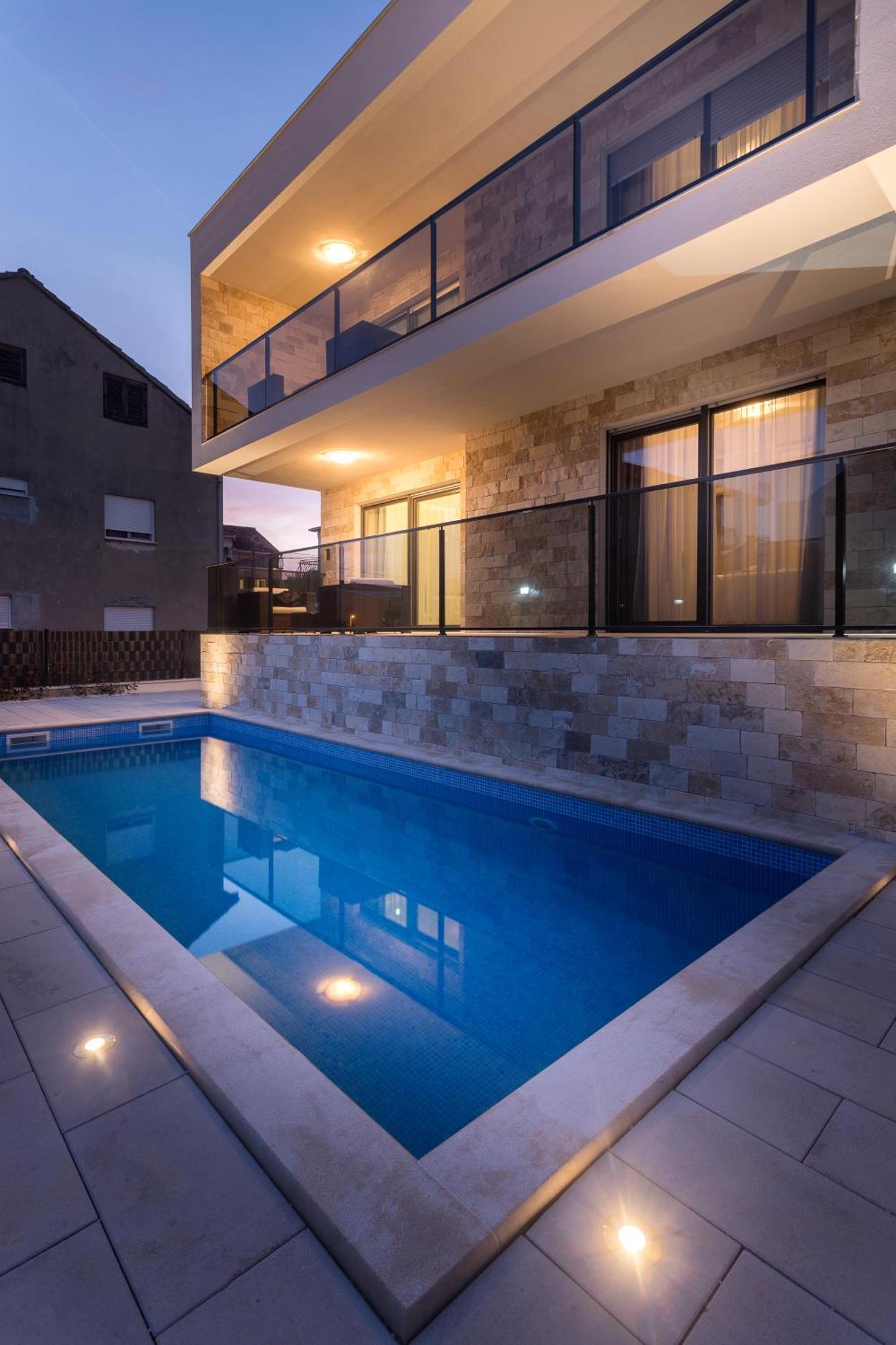 Villa Nicolina คาชเตลา ภายนอก รูปภาพ