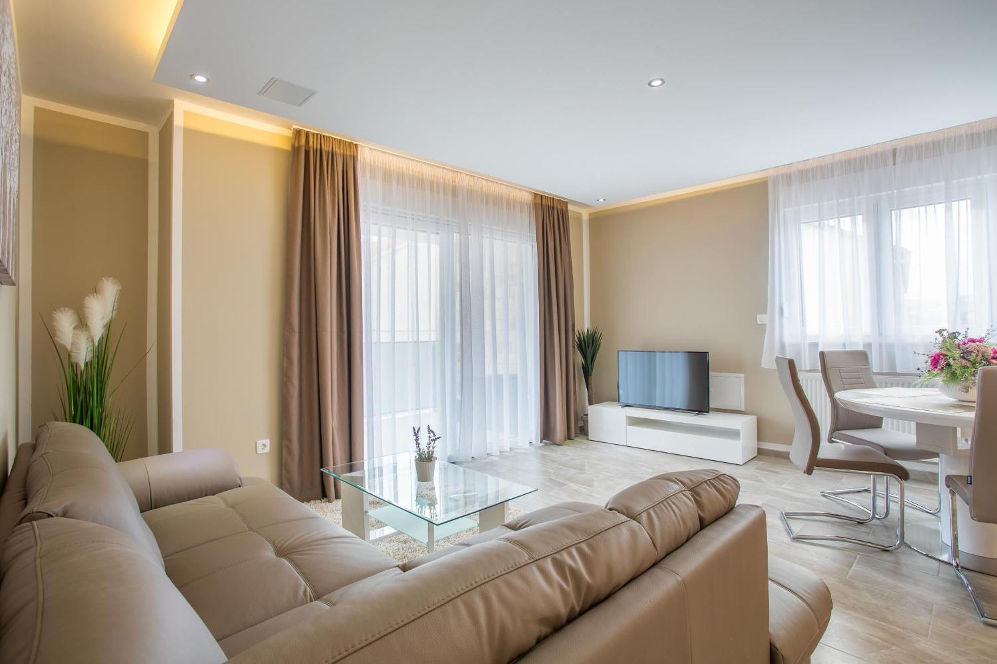 Villa Nicolina คาชเตลา ภายนอก รูปภาพ