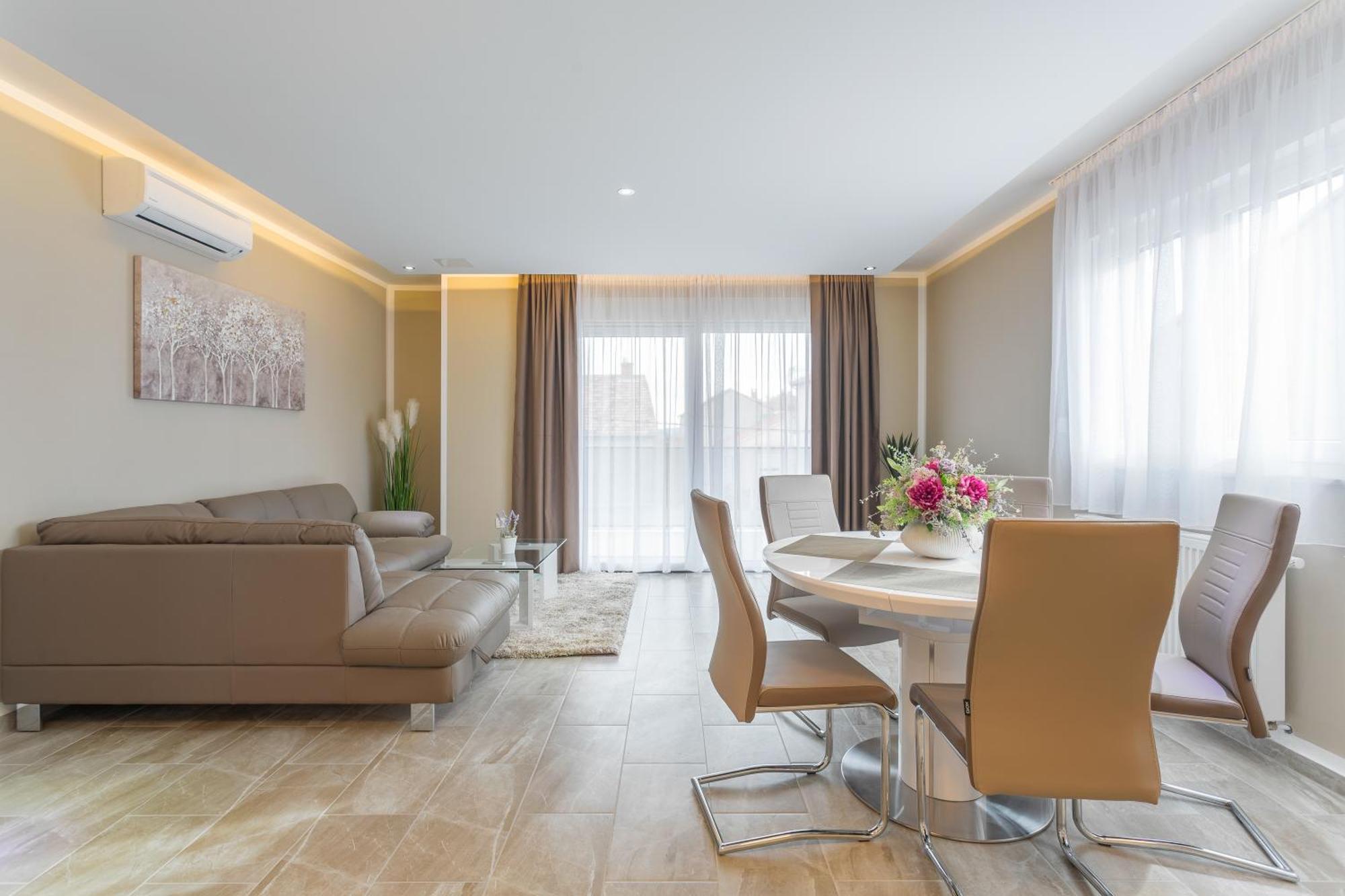 Villa Nicolina คาชเตลา ภายนอก รูปภาพ
