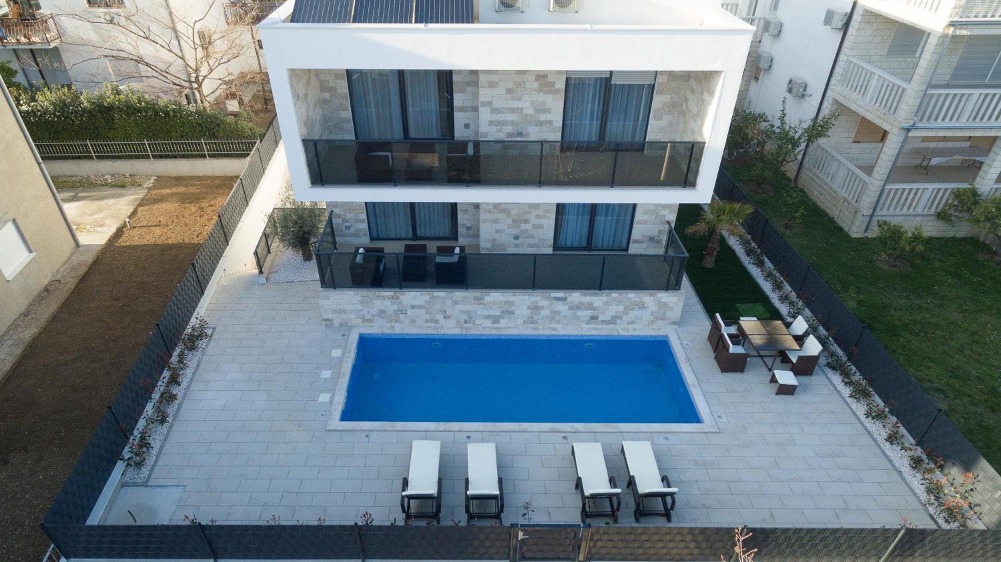Villa Nicolina คาชเตลา ภายนอก รูปภาพ