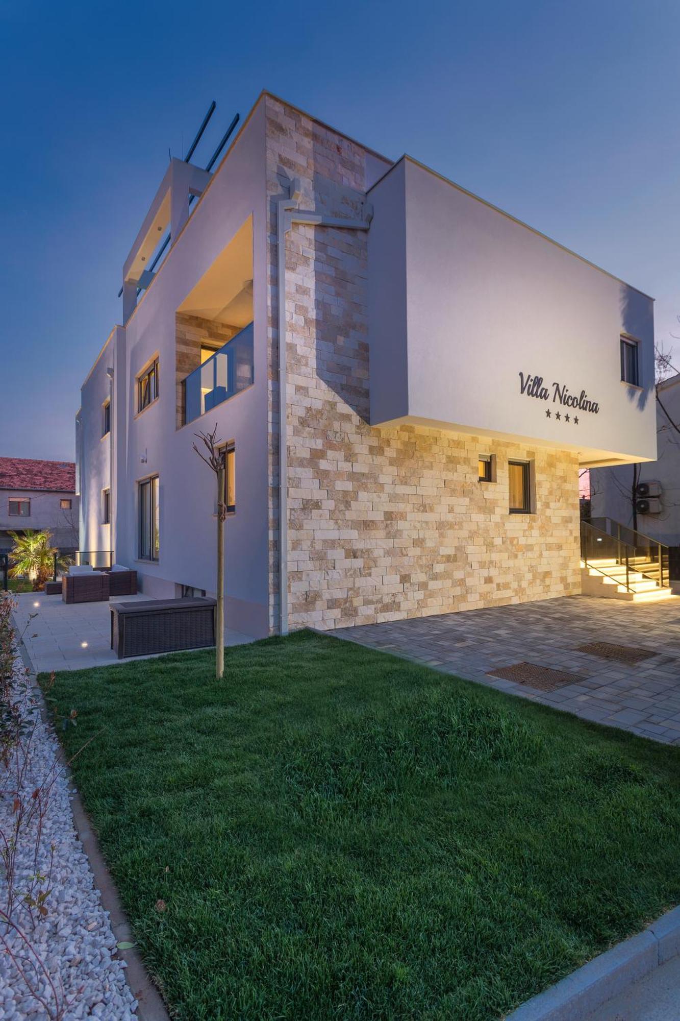 Villa Nicolina คาชเตลา ภายนอก รูปภาพ