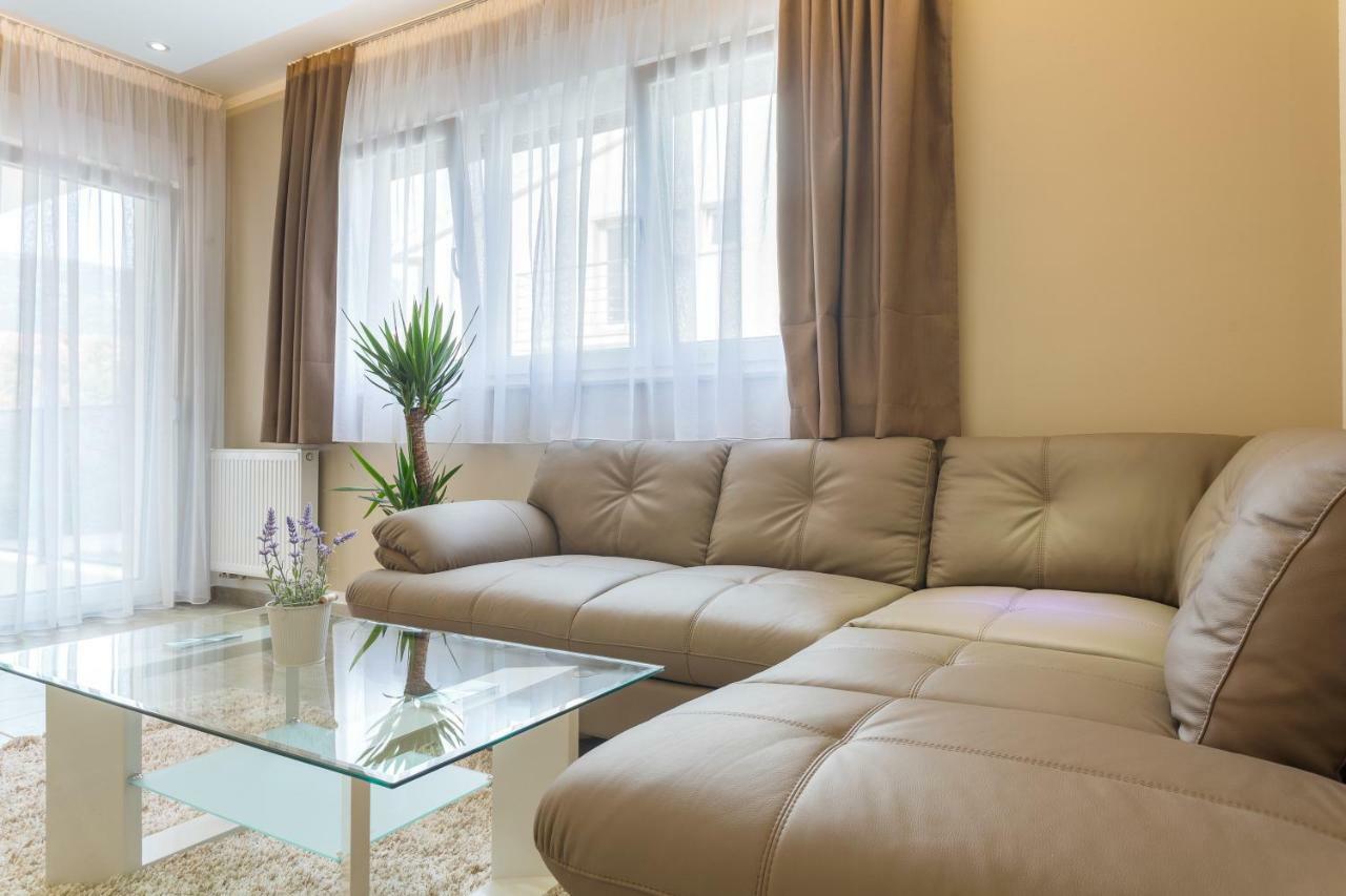 Villa Nicolina คาชเตลา ภายนอก รูปภาพ